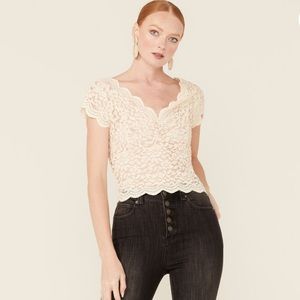 SHYANNE WOMEN'S IVORY LACE SHORT SLEEVE CROP TOP size Small